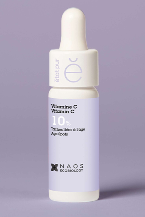 Vitamina C 10%: o ativo facial anti-marcas escurecidas